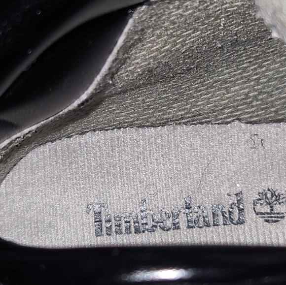 Timberland size 2 children's winter ankle boots in black. - Picture 7 of 8